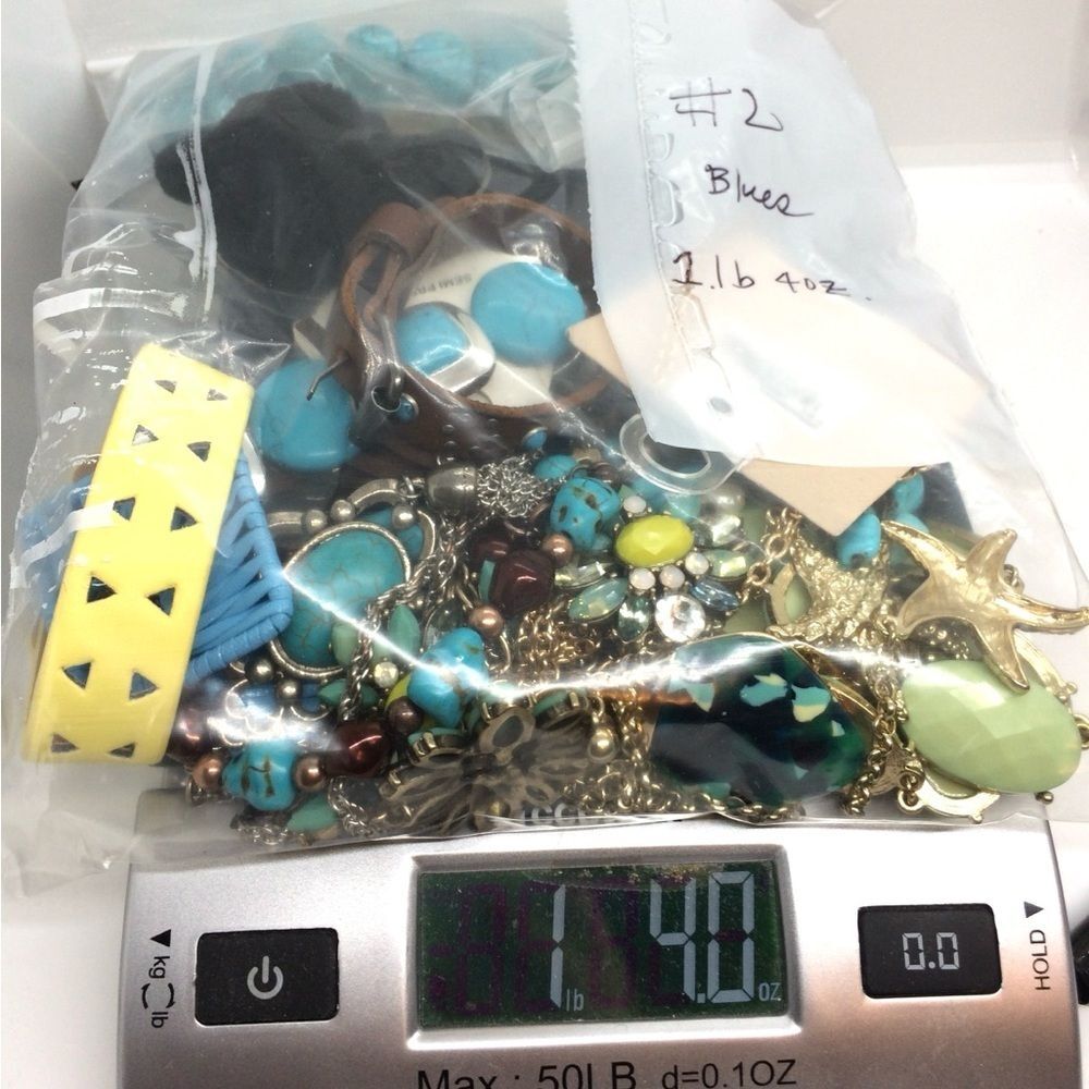 Mystery Jewelry Lot Wearable Bracelets Necklaces Earrings Blue Yellow 1+ Pound - Picture 2 of 16